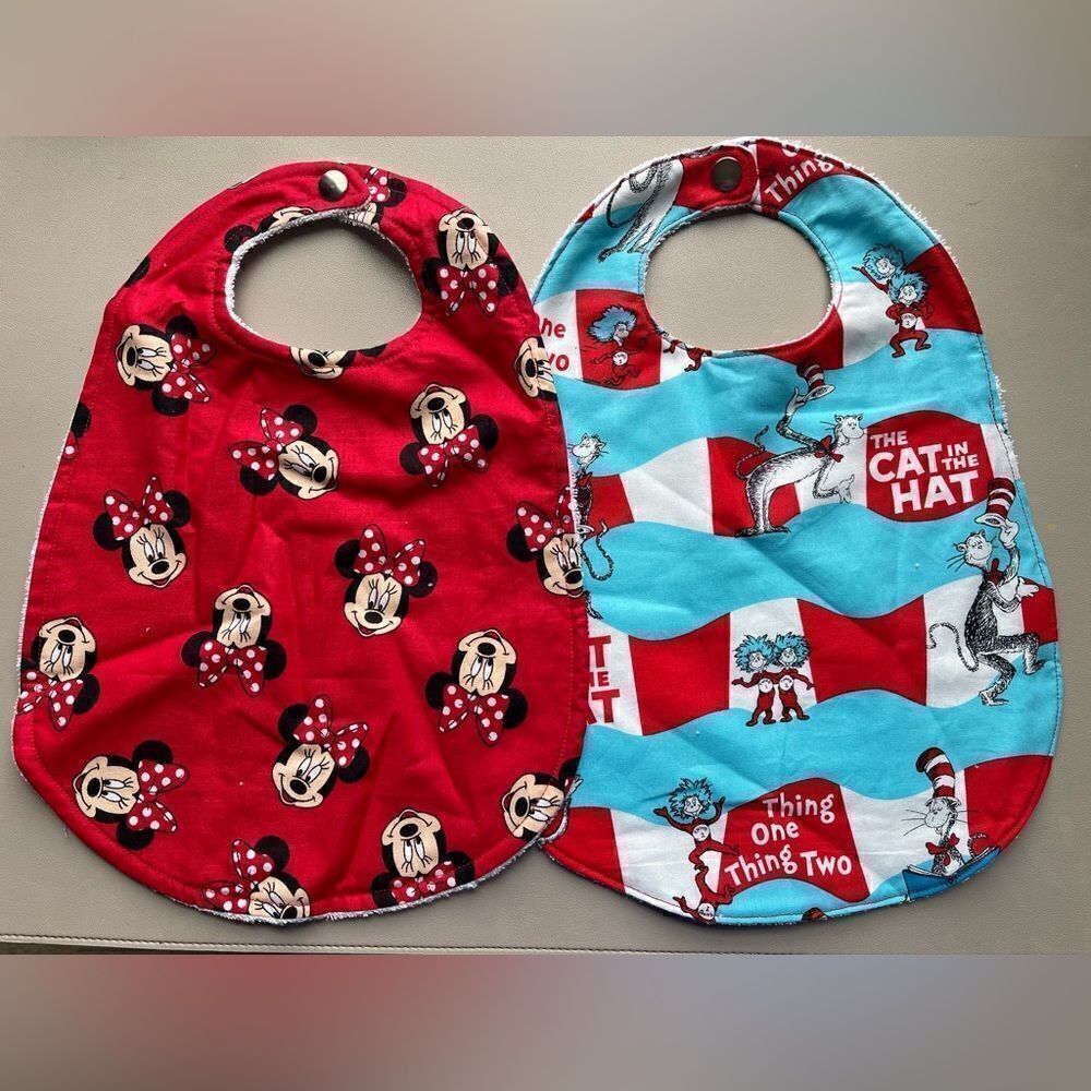 🌟B1G1 free Handmade big baby bibs Dr. Seuss Minnie Mouse